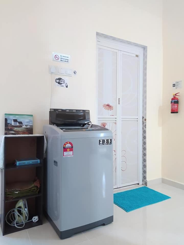 Topville Homestay Kangar Zewnętrze zdjęcie