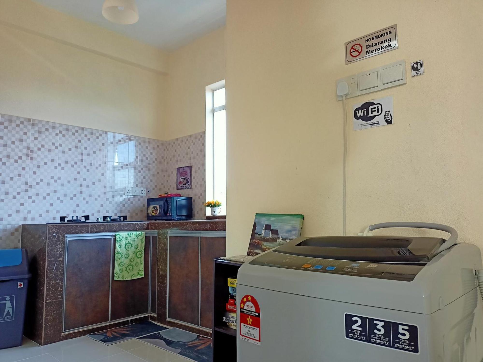 Topville Homestay Kangar Zewnętrze zdjęcie
